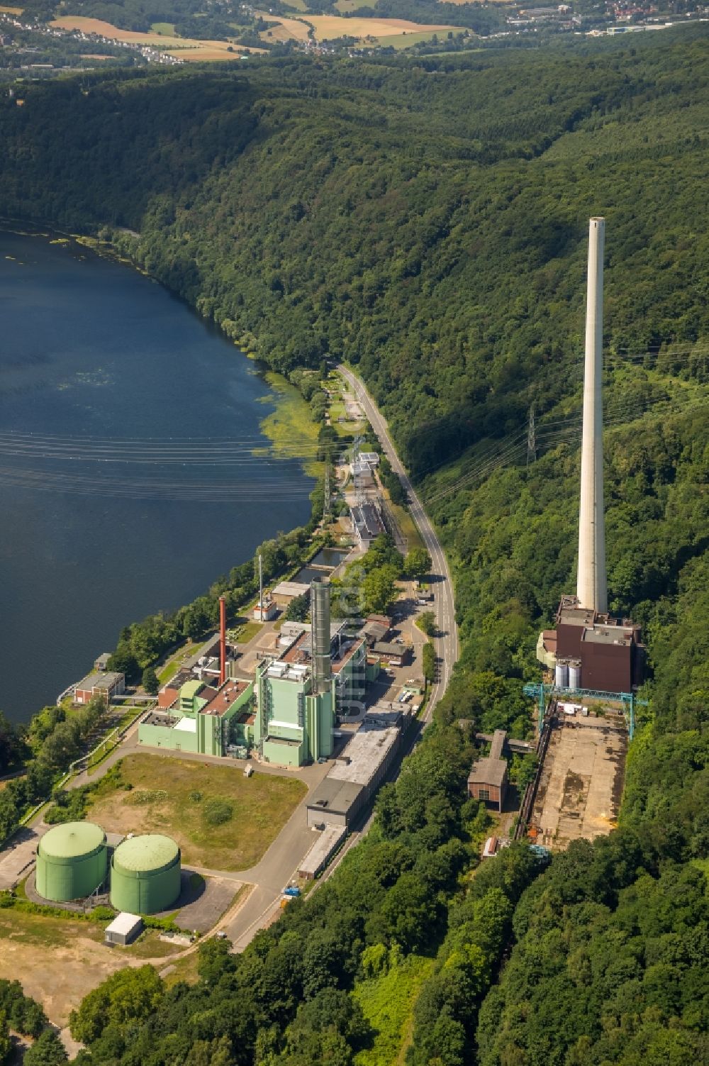 Herdecke aus der Vogelperspektive: Gelände des Cuno - Kraftwerk der ENERVIE AG an der Ruhr in Herdecke in Nordrhein-Westfalen