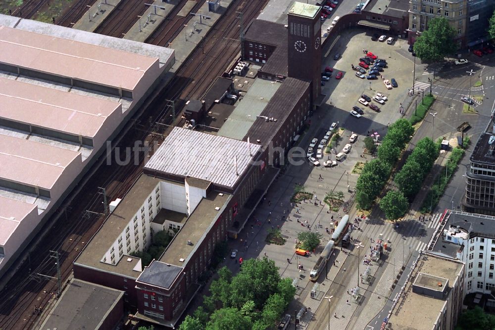 Düsseldorf aus der Vogelperspektive: Gelände am Düsseldorfer Hauptbahnhof der Deutschen Bahn am Oberbilker Zentrum in Düsseldorf im Bundesland Nordrhein-Westfalen NRW