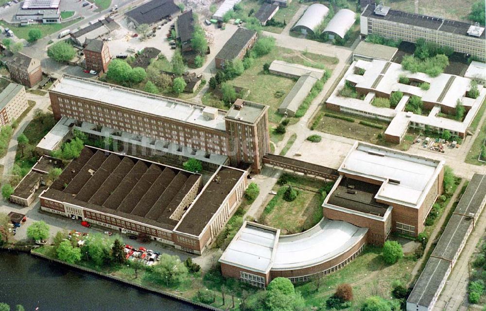 Luftbild Berlin-Oberschöneweide - Gelände des ehem. Staatl. Rundfunks der DDR an der Nalepastraße.