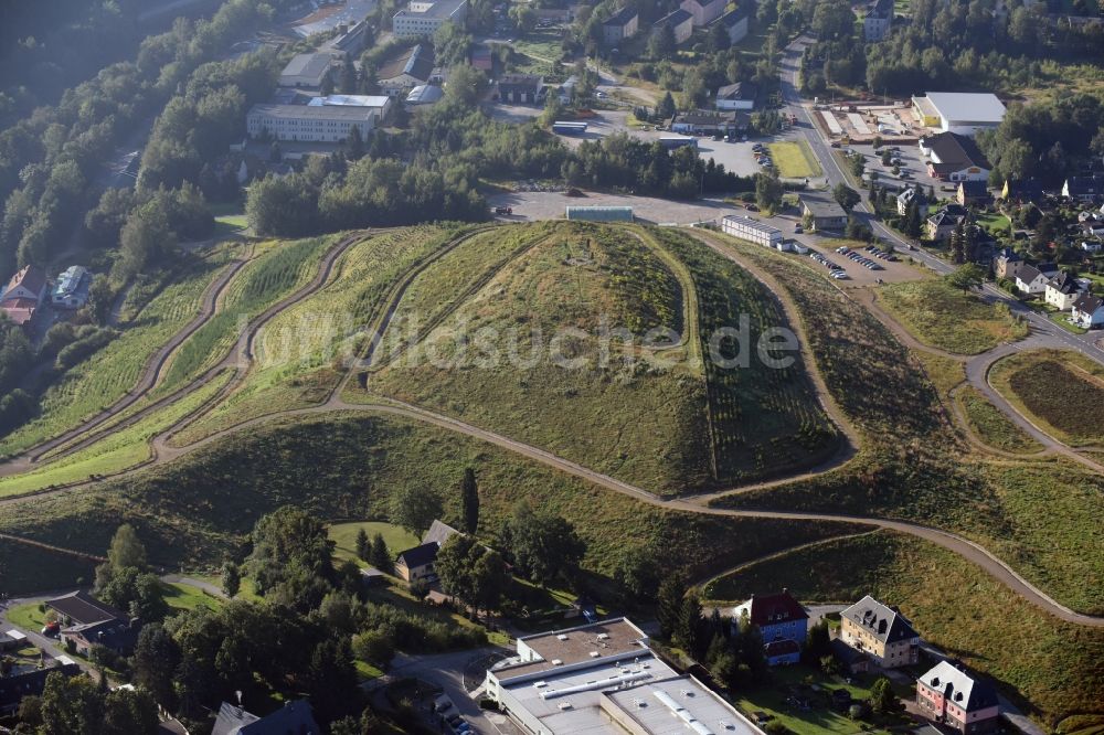 Luftaufnahme Bad Schlema - Gelände der ehemaligen Bergbau- Halde 66 des Bergbaubetriebes Aue in Bad Schlema im Bundesland Sachsen