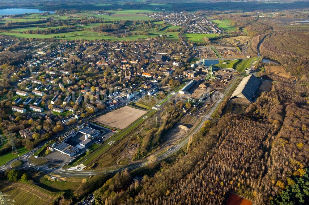 Luftbild Dinslaken - Gelände der ehemaligen Bergbau- Halde Lohberg in Dinslaken im Bundesland Nordrhein-Westfalen