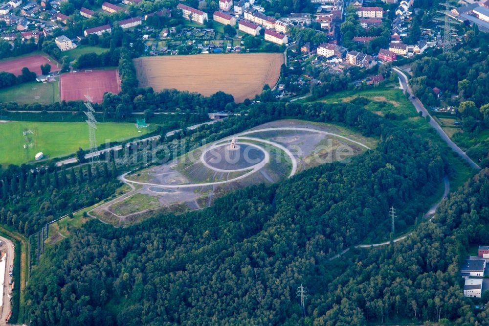 Luftbild Gelsenkirchen - Gelände der ehemaligen Bergbau- Halde Rheinelbe und heutigem Wandergebiet im Ortsteil Ückendorf in Gelsenkirchen im Bundesland Nordrhein-Westfalen, Deutschland