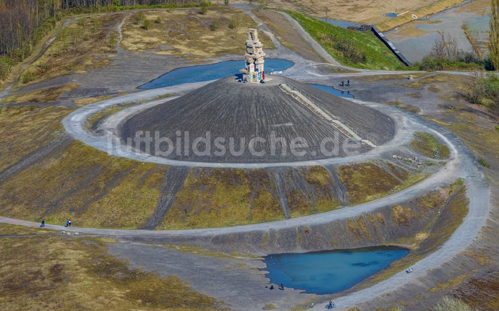 Luftbild Gelsenkirchen - Gelände der ehemaligen Bergbau- Halde Rheinelbe mit Himmelstreppe im Ortsteil Ückendorf in Gelsenkirchen im Bundesland Nordrhein-Westfalen, Deutschland