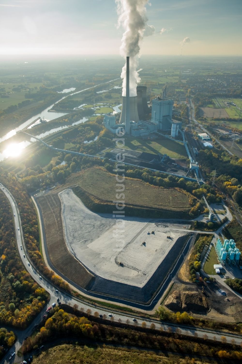 Werner aus der Vogelperspektive: Gelände der ehemaligen Bergbau- Halde RWE Power AG Kraftwerk Gersteinwerk in Werner im Bundesland Nordrhein-Westfalen