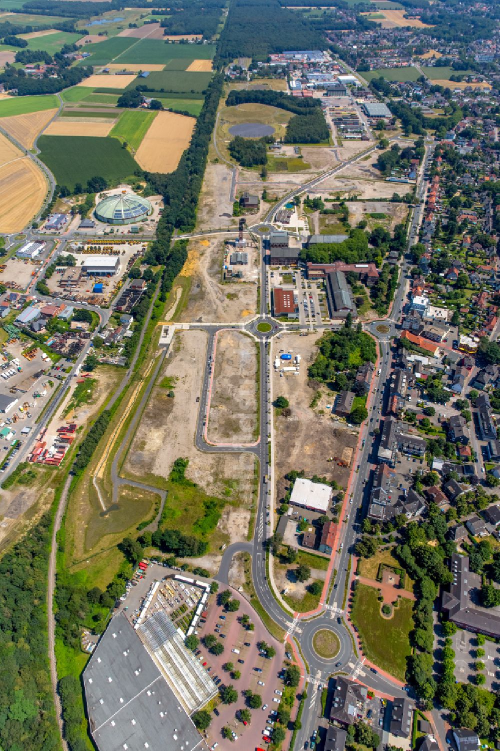 Luftaufnahme Dorsten - Gelände der ehemaligen Bergbau- Schacht- Anlagen am Förderturm Fürst Leopold in Dorsten im Bundesland Nordrhein-Westfalen, Deutschland