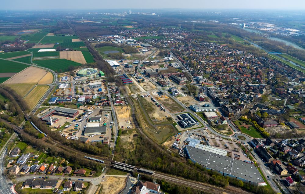 Dorsten aus der Vogelperspektive: Gelände der ehemaligen Bergbau- Schacht- Anlagen am Förderturm Fürst Leopold in Dorsten im Bundesland Nordrhein-Westfalen, Deutschland