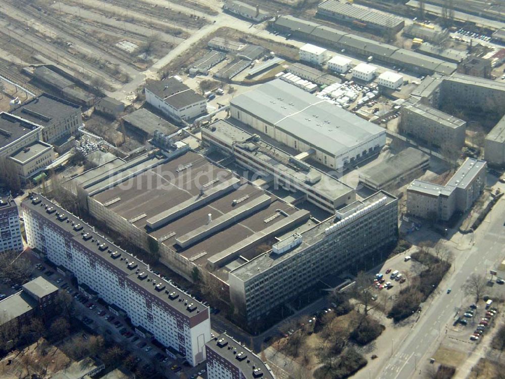 Berlin - FRIEDRICHSHAIN von oben - Gelände der ehemaligen Druckerei und des Verlags Neues Deutschland am Franz-Mehring-Platz in Berlin-Friedrichshain