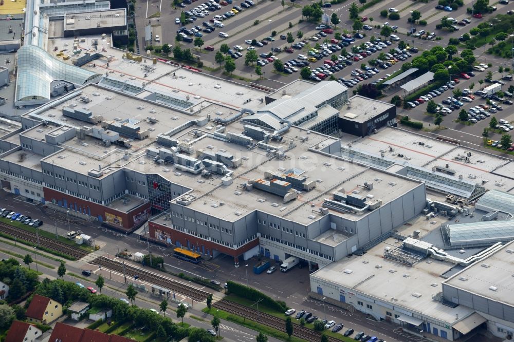 Leipzig von oben - Gelände des Einkaufszentrum Paunsdorf Center in Leipzig im Bundesland Sachsen