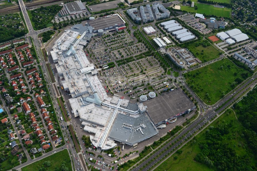 Luftaufnahme Leipzig - Gelände des Einkaufszentrum Paunsdorf Center in Leipzig im Bundesland Sachsen