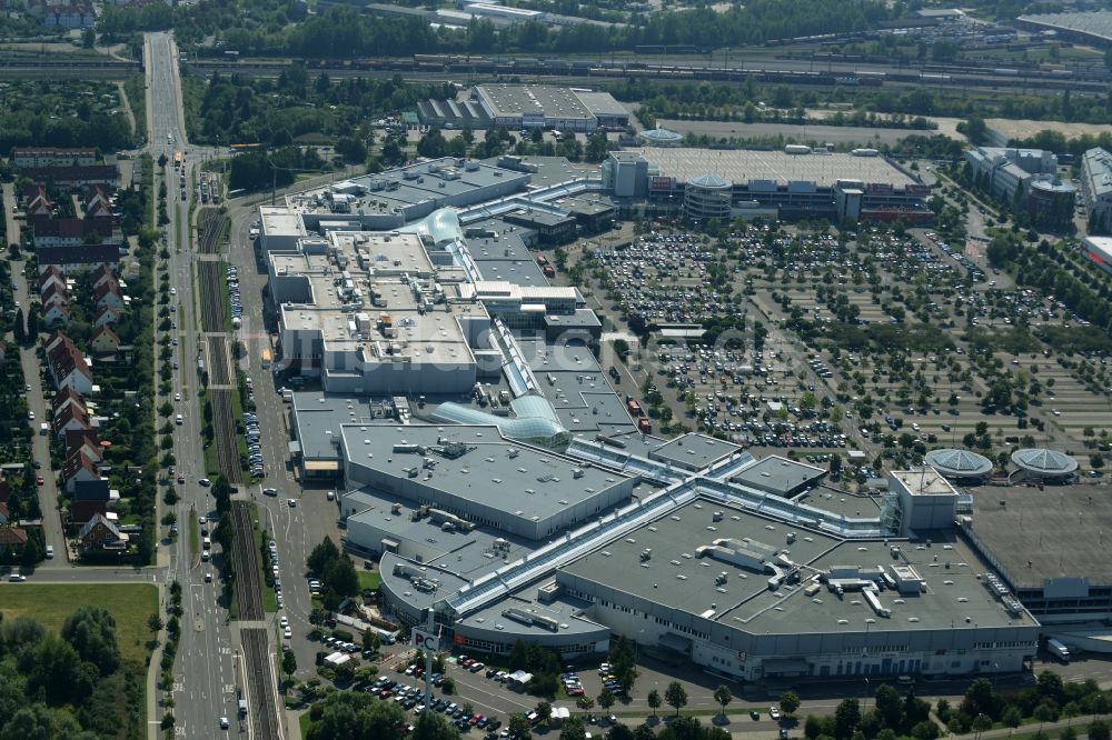 Leipzig von oben - Gelände des Einkaufszentrum Paunsdorf Center in Leipzig im Bundesland Sachsen