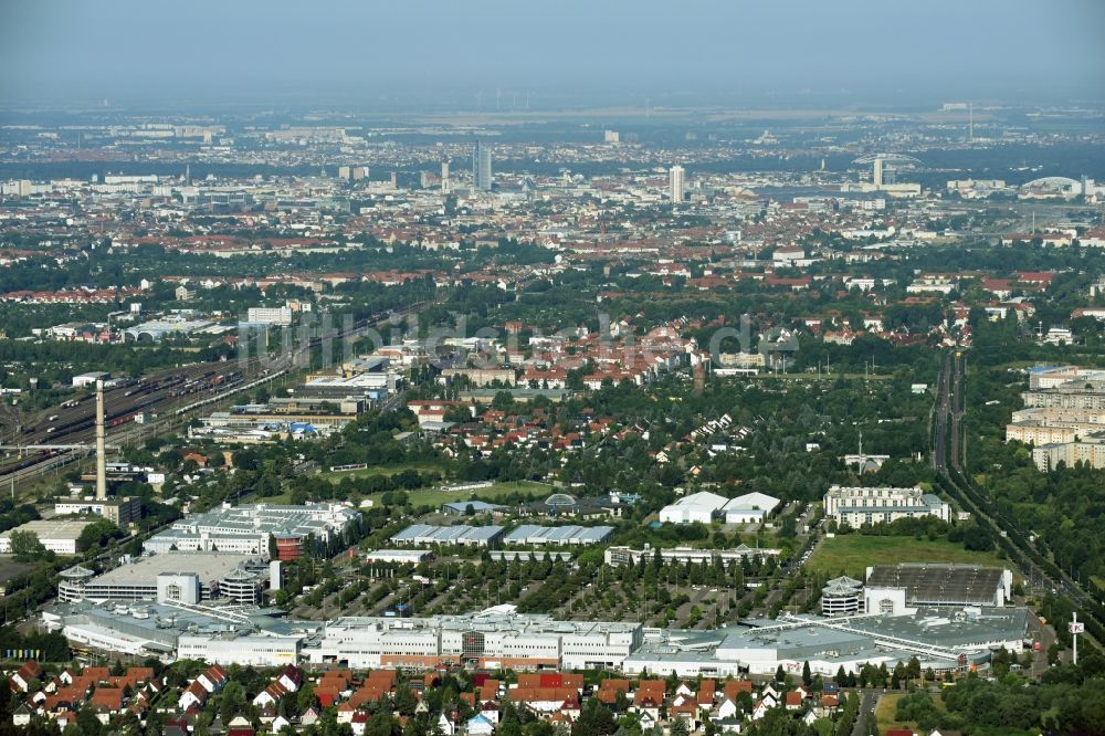 Luftaufnahme Leipzig - Gelände des Einkaufszentrum Paunsdorf Center in Leipzig im Bundesland Sachsen