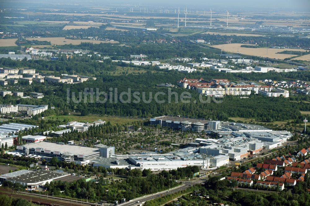 Leipzig von oben - Gelände des Einkaufszentrum Paunsdorf Center in Leipzig im Bundesland Sachsen