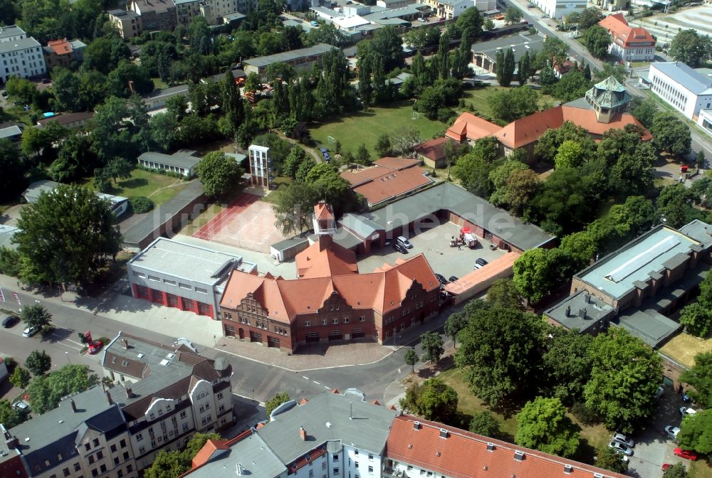 Halle / Saale von oben - Gelände der Feuerwache Süd der Feuerwehr am Wasserturm in Halle / Saale in Sachsen-Anhalt