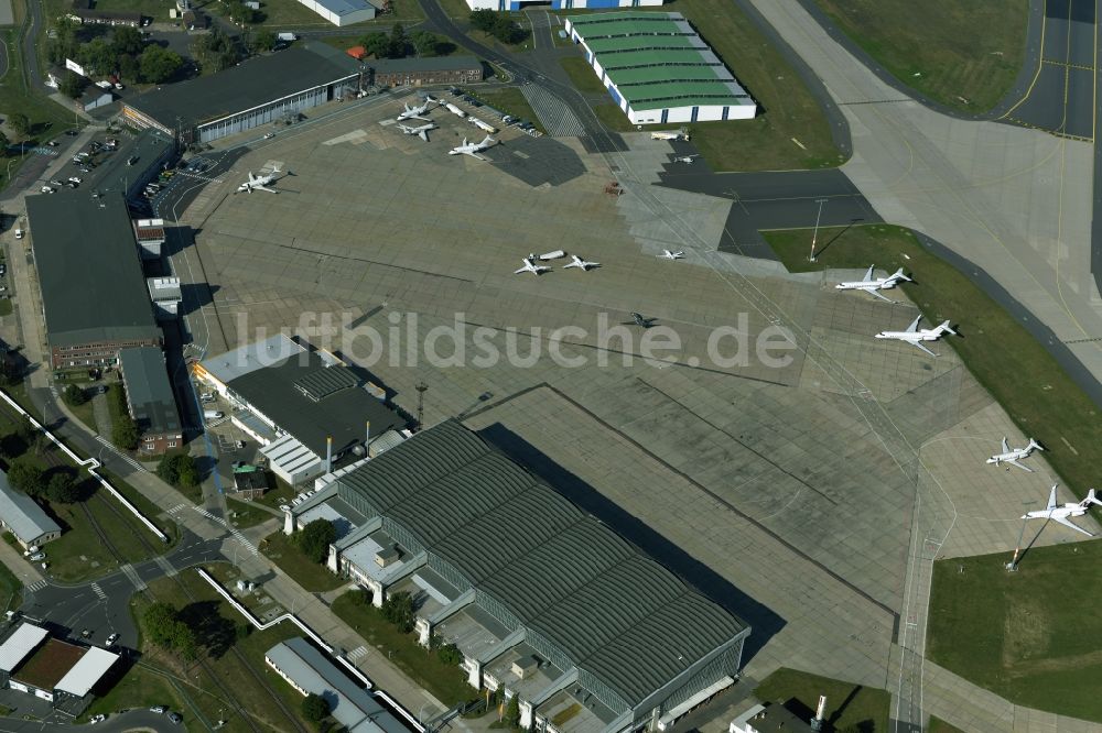 Schönefeld aus der Vogelperspektive: Gelände des Flughafen BER International in Schönefeld im Bundesland Brandenburg