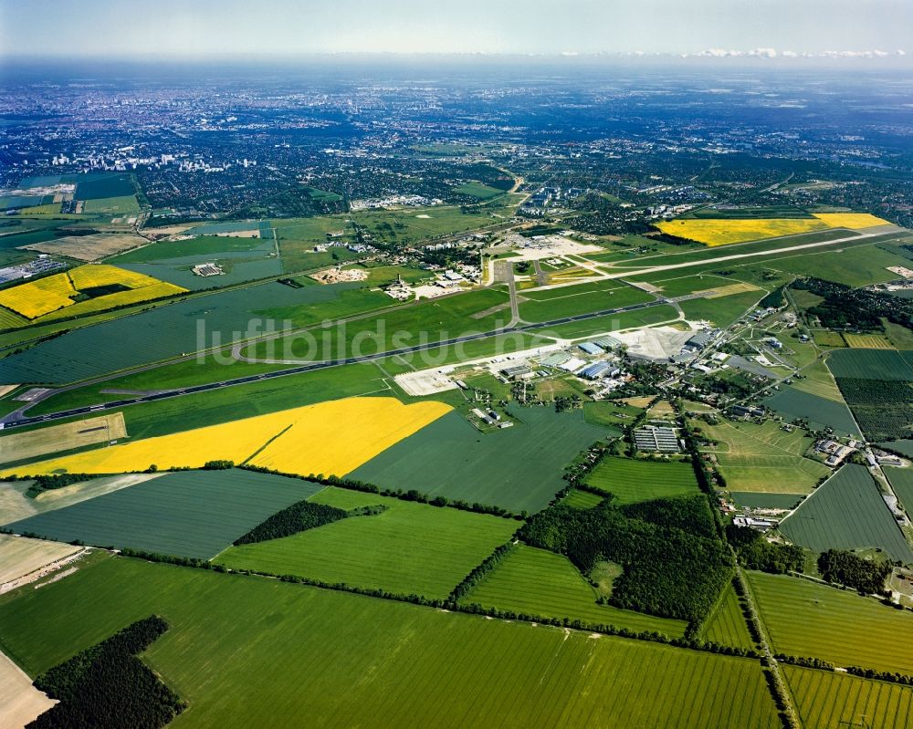 Schönefeld von oben - Gelände Flughafen Berlin-Schönefeld in Schönefeld im Bundesland Brandenburg