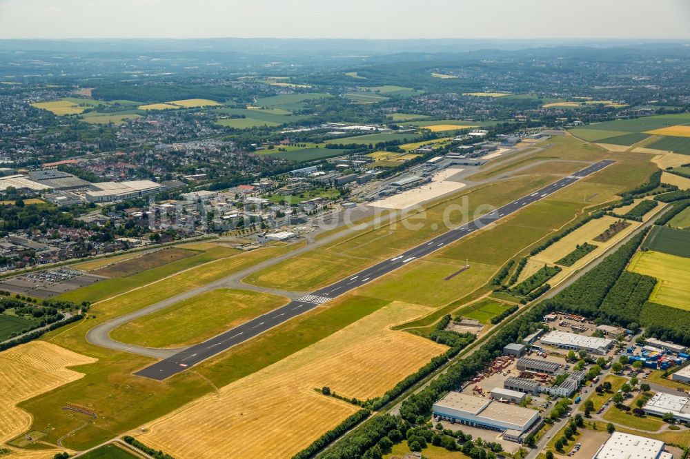 Dortmund von oben - Gelände des Flughafen in Dortmund im Bundesland Nordrhein-Westfalen