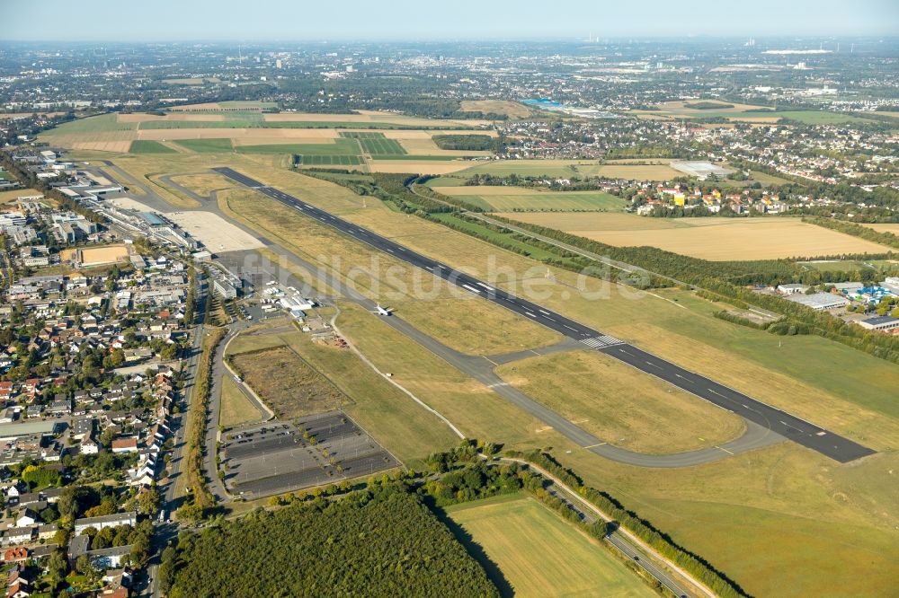 Dortmund von oben - Gelände des Flughafen in Dortmund im Bundesland Nordrhein-Westfalen, Deutschland