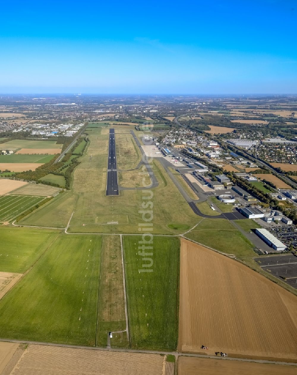 Luftbild Dortmund - Gelände des Flughafen in Dortmund im Bundesland Nordrhein-Westfalen, Deutschland