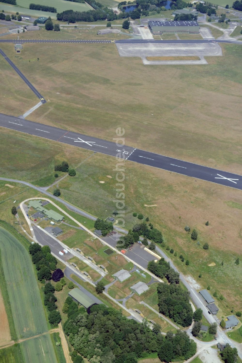 Gütersloh von oben - Gelände des Flughafen in Gütersloh im Bundesland Nordrhein-Westfalen