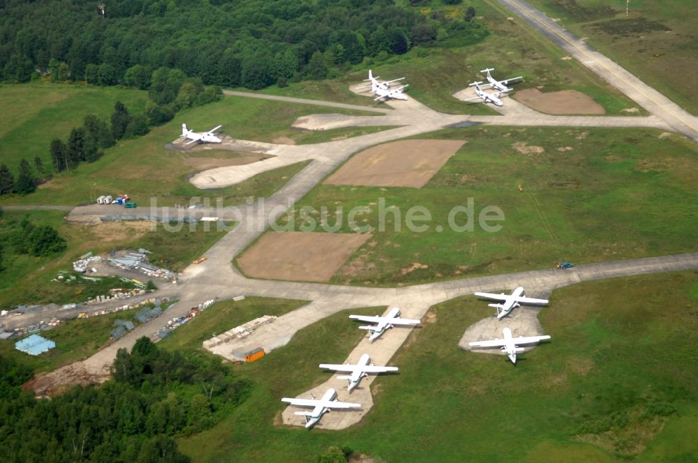 Köln von oben - Gelände des Flughafen im Ortsteil Grengel in Köln im Bundesland Nordrhein-Westfalen, Deutschland