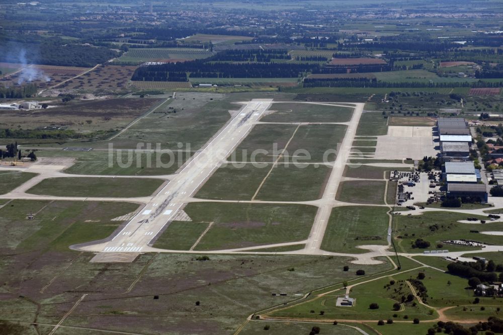 Luftaufnahme Saint-Gilles - Gelände des Flughafen in Saint-Gilles in Languedoc-Roussillon Midi-Pyrenees, Frankreich