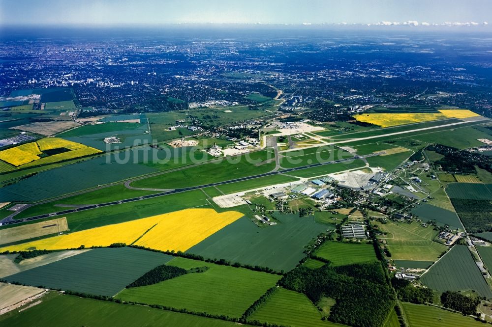 Luftbild Schönefeld - Gelände des Flughafen in Schönefeld im Bundesland Brandenburg