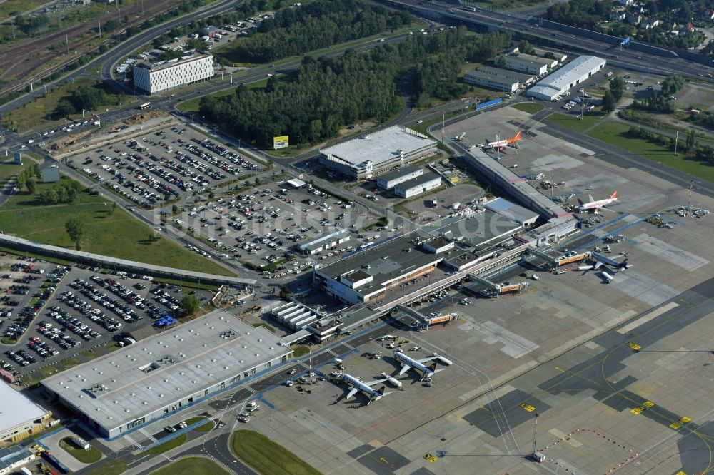 Luftaufnahme Schönefeld - Gelände des Flughafen Schönefeld im Bundesland Brandenburg