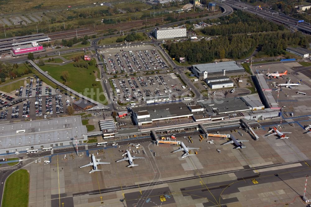 Schönefeld von oben - Gelände des Flughafen Schönefeld im Bundesland Brandenburg