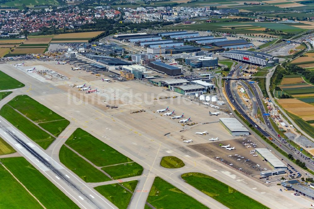 Filderstadt aus der Vogelperspektive: Gelände des Flughafen in Stuttgart im Bundesland Baden-Württemberg, Deutschland