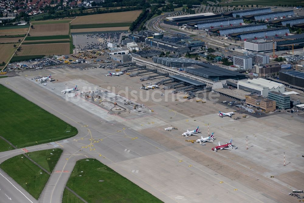 Filderstadt aus der Vogelperspektive: Gelände des Flughafen in Stuttgart im Bundesland Baden-Württemberg, Deutschland