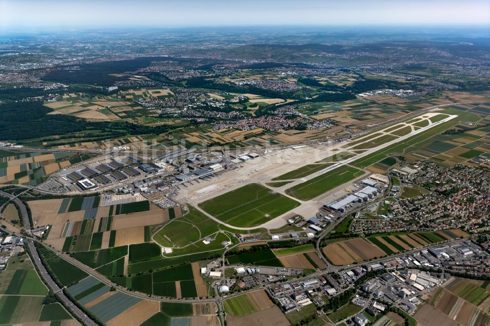 Filderstadt von oben - Gelände des Flughafen in Stuttgart im Bundesland Baden-Württemberg, Deutschland