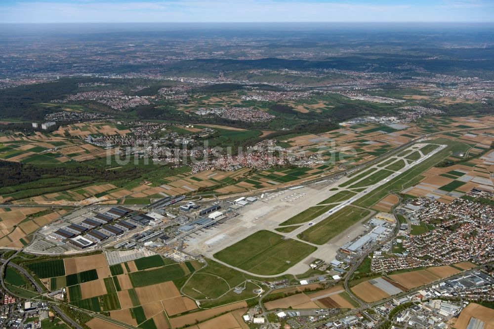 Filderstadt von oben - Gelände des Flughafen in Stuttgart im Bundesland Baden-Württemberg, Deutschland