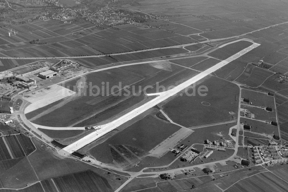 Luftbild Filderstadt - Gelände des Flughafen in Stuttgart im Bundesland Baden-Württemberg, Deutschland