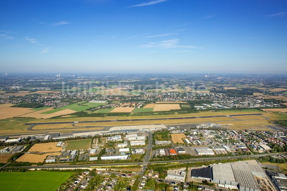 Dortmund aus der Vogelperspektive: Gelände des Flughafens in Dortmund im Bundesland Nordrhein-Westfalen