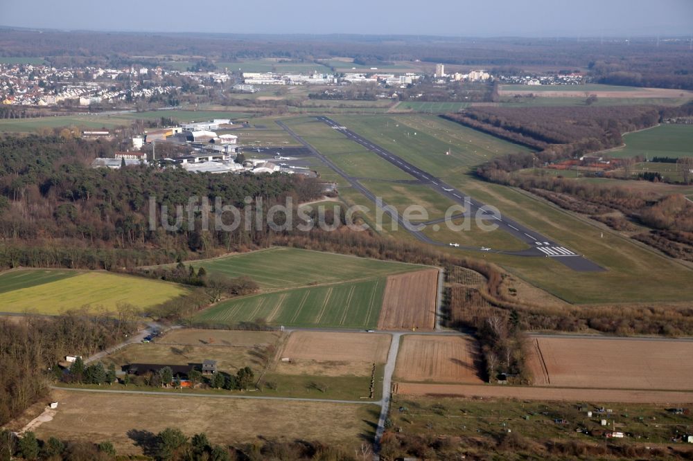 Luftaufnahme Egelsbach - Gelände des Flugplatzes in Egelsbach im Bundesland Hessen