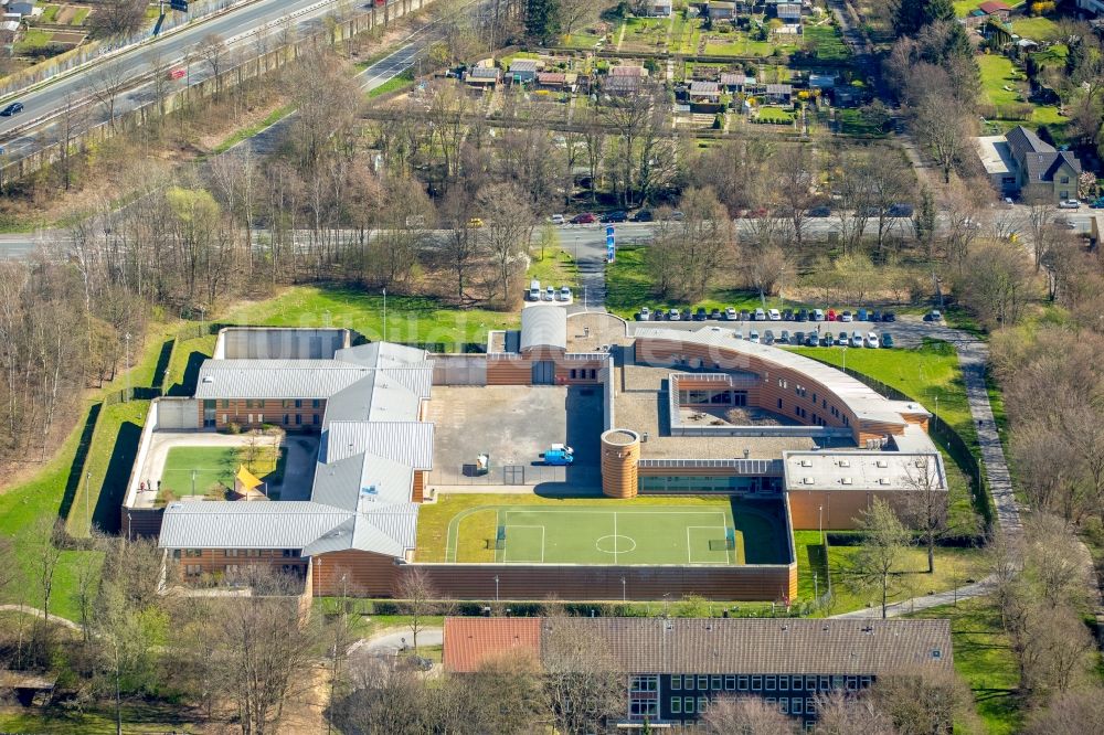 Luftbild Dortmund - Gelände der Forensik - Psychiatrie am Westf. Zentrum für Psychiatrie im Ortsteil Aplerbeck in Dortmund im Bundesland Nordrhein-Westfalen