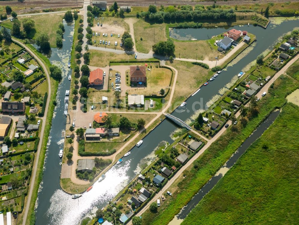 Luftbild Malchin - Gelände des Freizeitzentrums Wasserfreizeit Bremer in Malchin im Bundesland Mecklenburg-Vorpommern