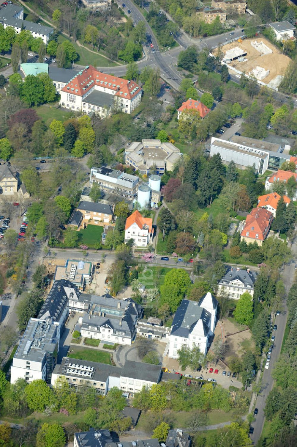 Luftaufnahme Berlin-Dahlem - Gelände des Fritz-Haber-Institut der Max-Planck-Gesellschaft in Berlin - Dahlem