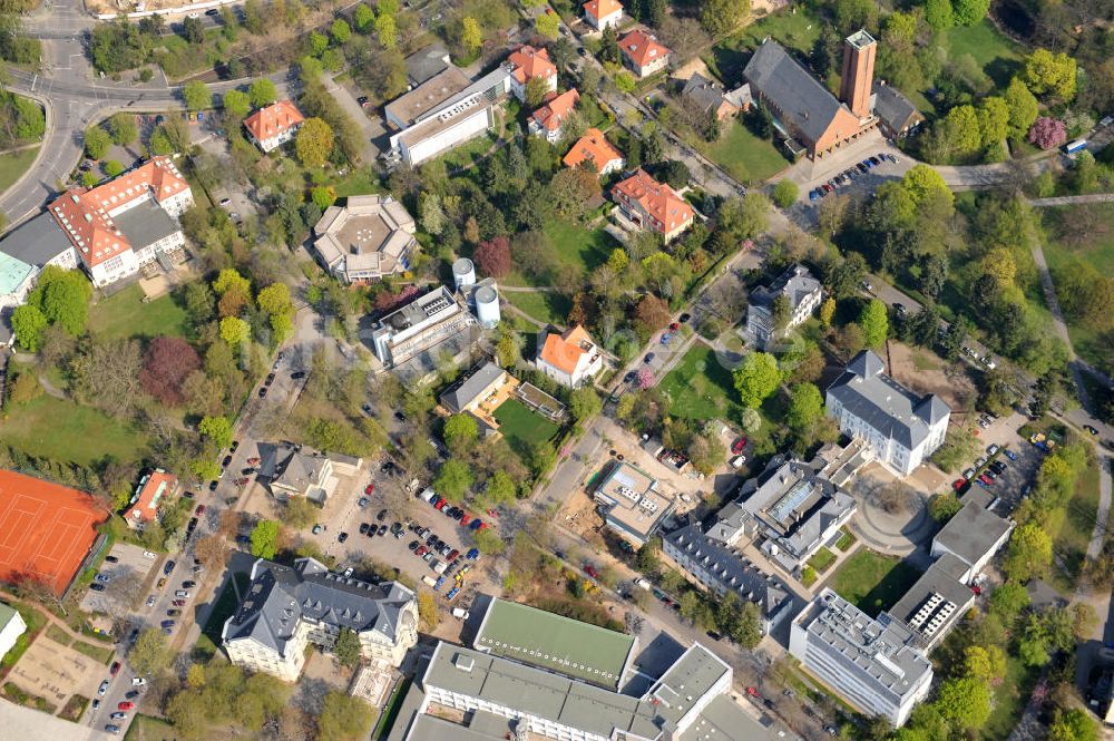 Berlin-Dahlem aus der Vogelperspektive: Gelände des Fritz-Haber-Institut der Max-Planck-Gesellschaft in Berlin - Dahlem