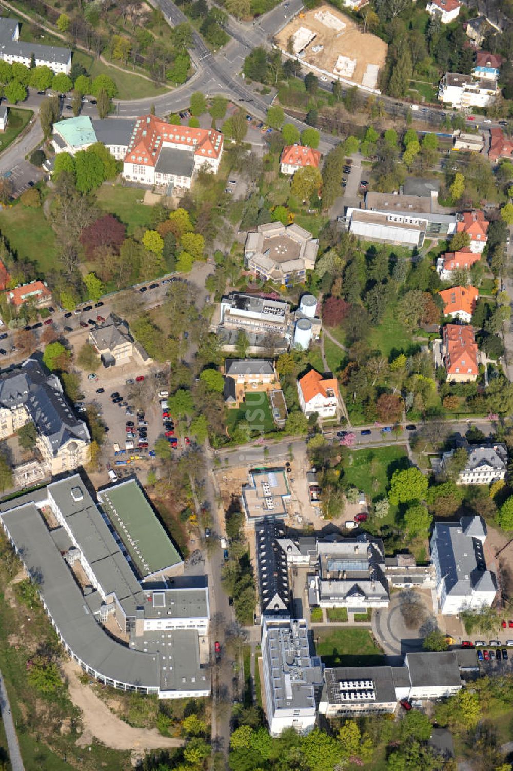 Luftbild Berlin-Dahlem - Gelände des Fritz-Haber-Institut der Max-Planck-Gesellschaft in Berlin - Dahlem