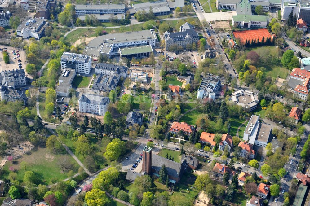 Luftbild Berlin-Dahlem - Gelände des Fritz-Haber-Institut der Max-Planck-Gesellschaft in Berlin - Dahlem