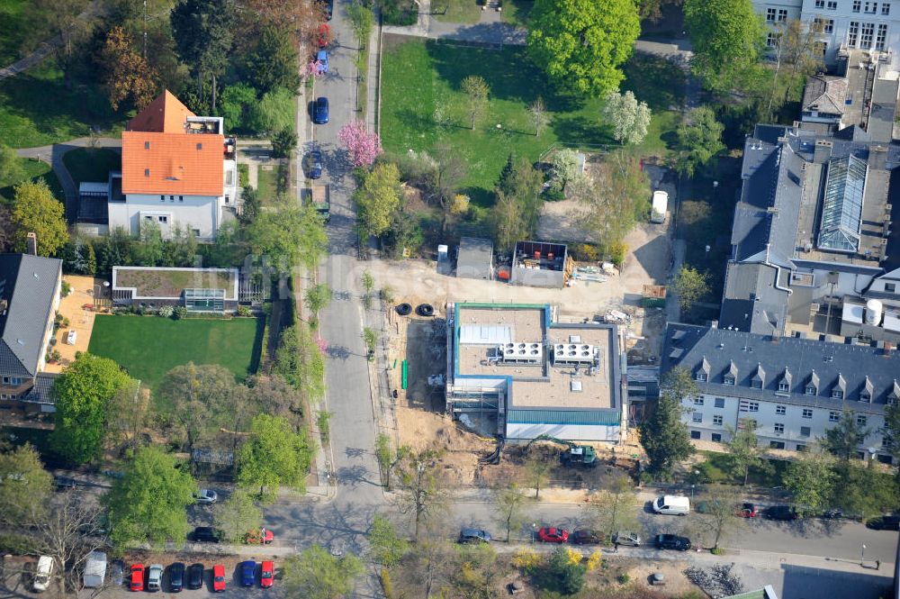 Berlin-Dahlem von oben - Gelände des Fritz-Haber-Institut der Max-Planck-Gesellschaft in Berlin - Dahlem