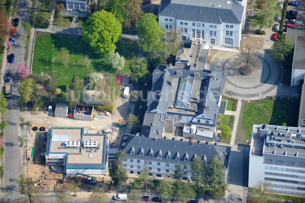 Berlin-Dahlem aus der Vogelperspektive: Gelände des Fritz-Haber-Institut der Max-Planck-Gesellschaft in Berlin - Dahlem