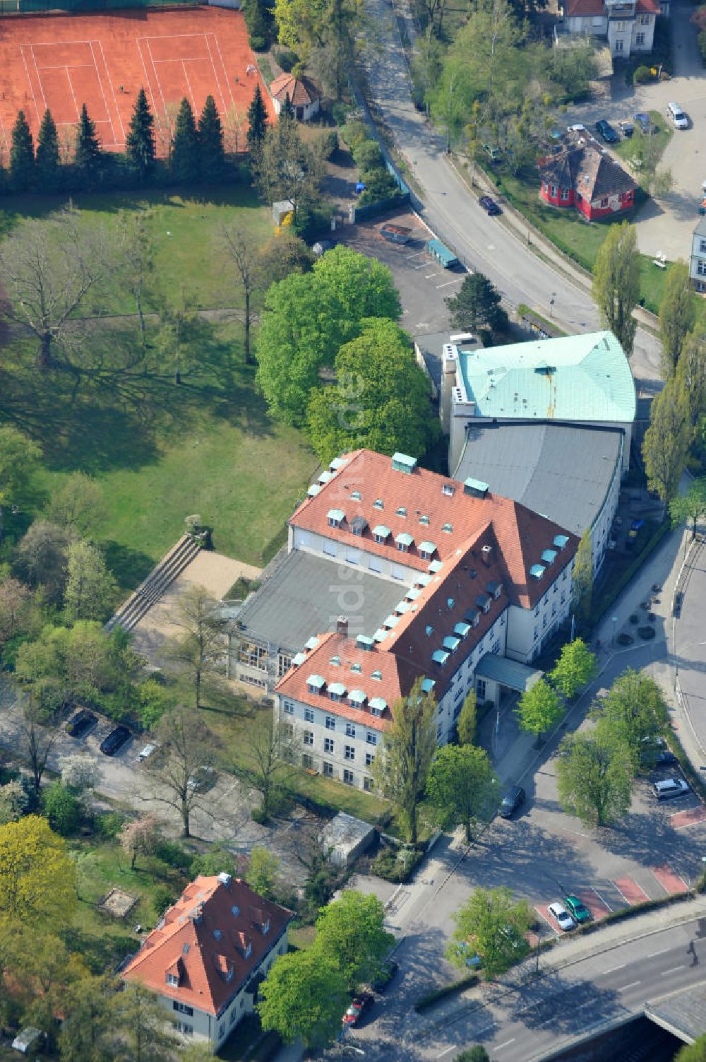 Berlin-Dahlem von oben - Gelände des Fritz-Haber-Institut der Max-Planck-Gesellschaft in Berlin - Dahlem