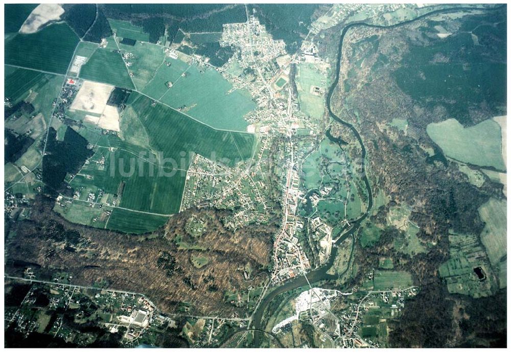 Luftaufnahme Bad Muskau - Gelände des Fürst - Pückler - Parkes in Bad Muskau an der Neiße zur polnischen Grenze.