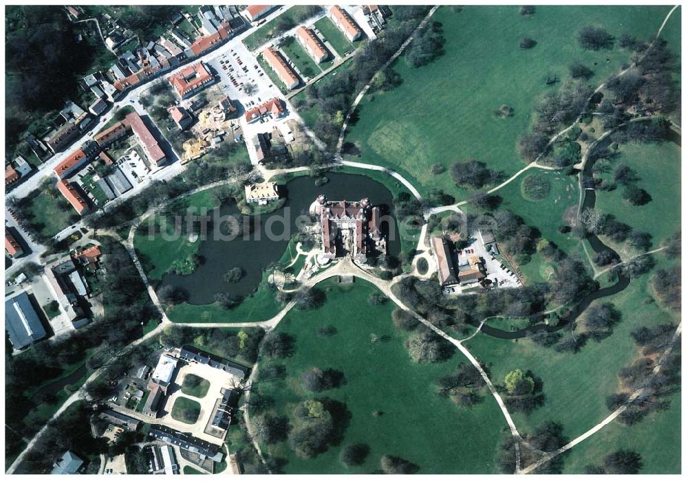 Bad Muskau von oben - Gelände des Fürst - Pückler - Parkes in Bad Muskau an der Neiße zur polnischen Grenze.