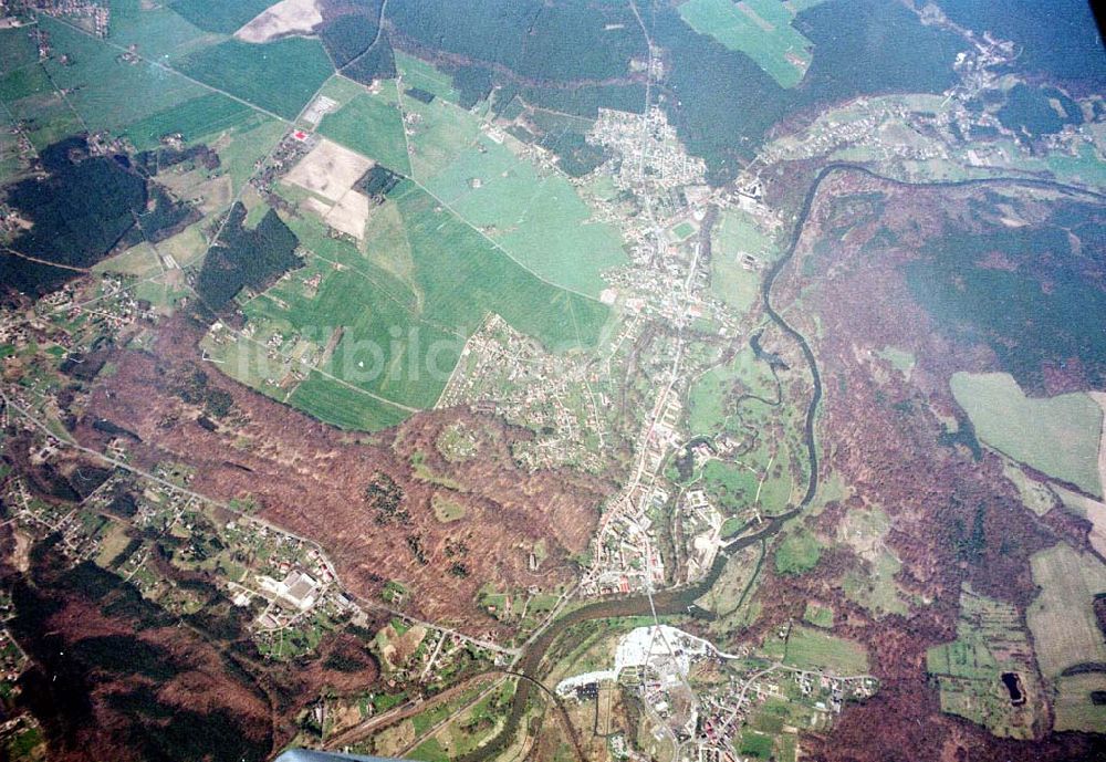 Luftbild Bad Muskau - Gelände des Fürst - Pückler - Parkes in Bad Muskau an der Neiße zur polnischen Grenze.