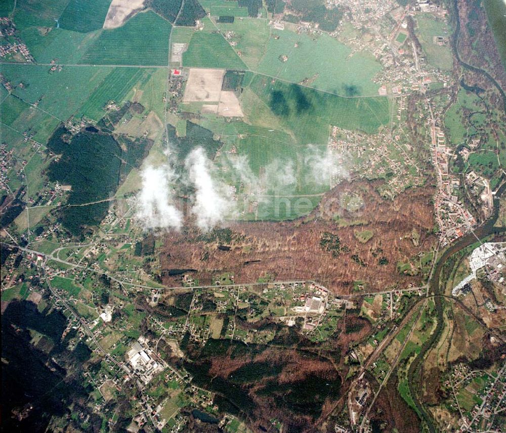 Luftbild Bad Muskau - Gelände des Fürst - Pückler - Parkes in Bad Muskau an der Neiße zur polnischen Grenze.