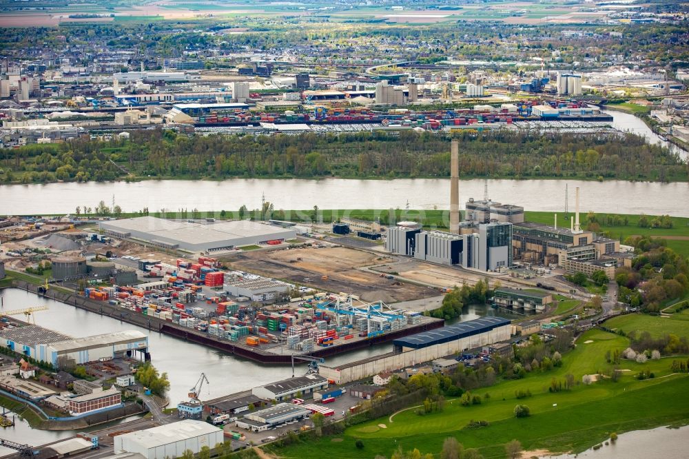 Luftaufnahme Düsseldorf - Gelände des Gas- und Dampfturbinen- Kraftwerks Auf der Lausward am Düsseldorfer Container Hafen DCH im Süden von Düsseldorf im Bundesland Nordrhein-Westfalen