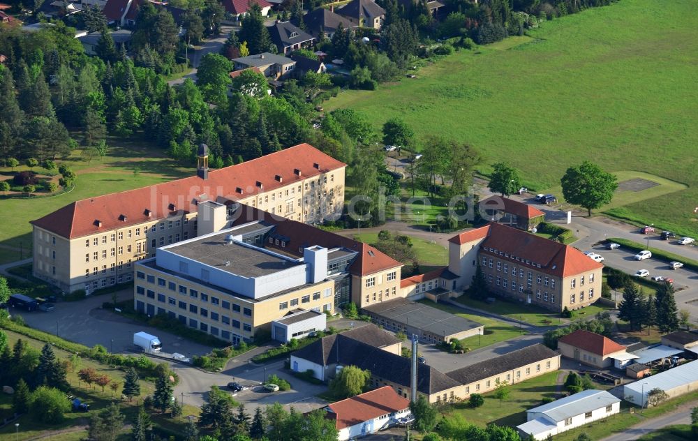 Luftbild Wriezen - Gelände mit Gebäudekomplex des Krankenhaus Märkisch-Oderland in Wriezen im Bundesland Brandenburg